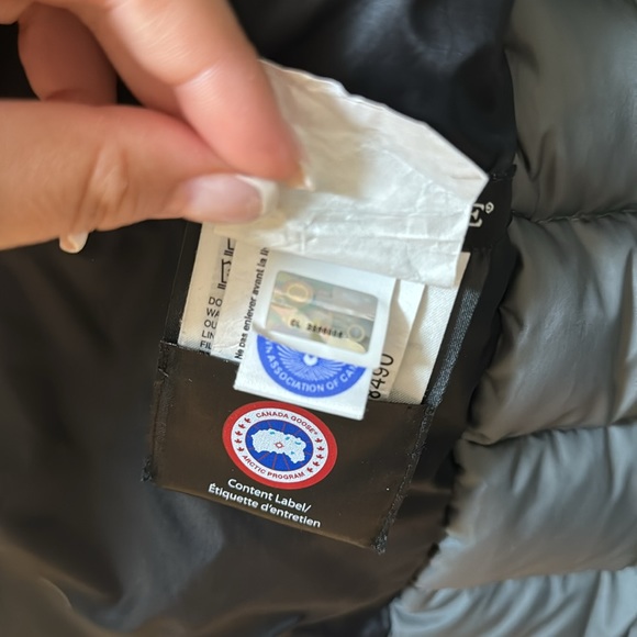 Canada Goose Men Lodge Hoody - Picture 14 of 16